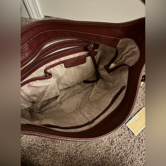 MICHAEL Michael Kors Belted Bedford Leather Hobo Shoulder Bag - Picture 7 of 8